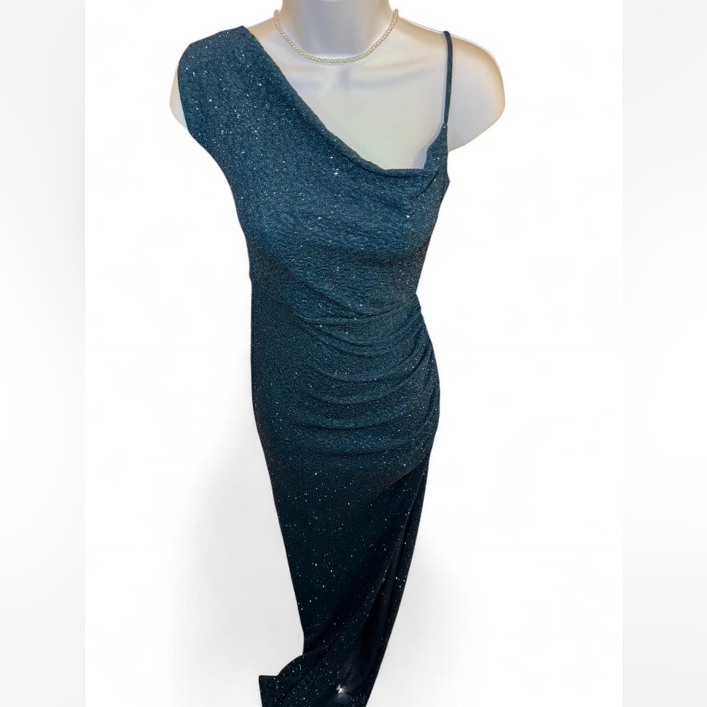 Elegant Blue One-Shoulder Dress